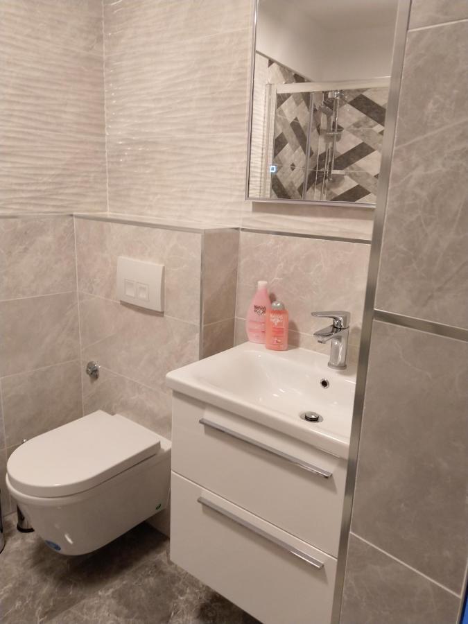 Apartman Catarina Vrsar Exterior photo